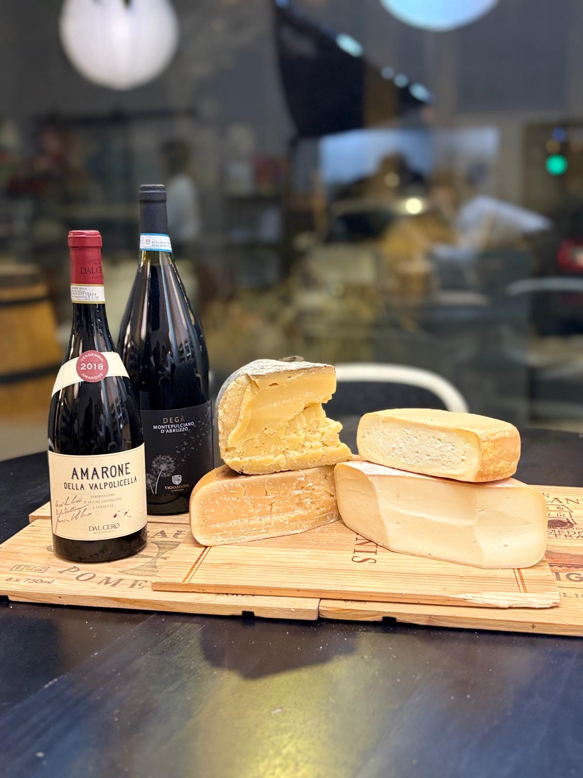 Wine tasting Warsaw – food pairing Republika Wina